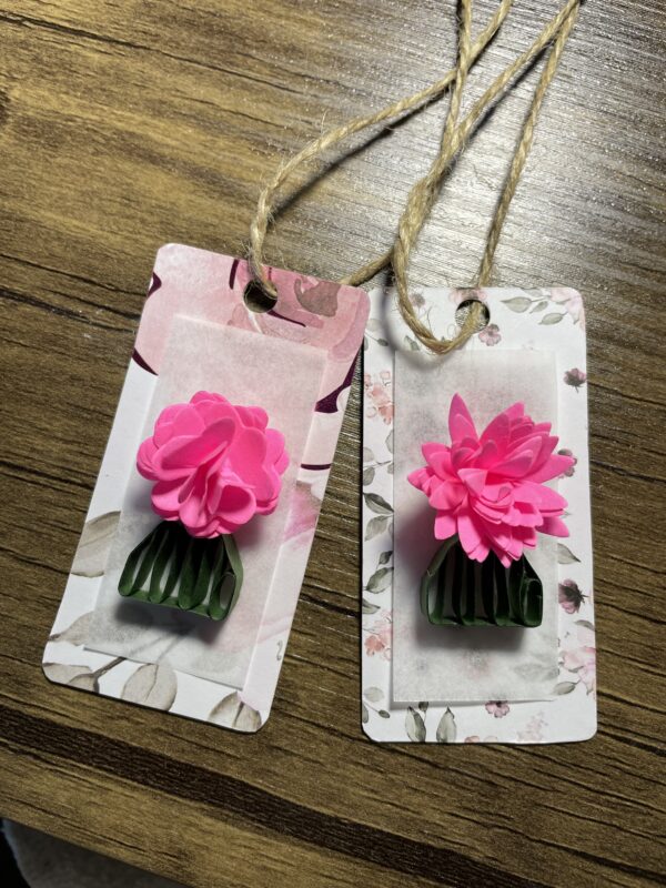 Quilled Pink Flower Gift Tags