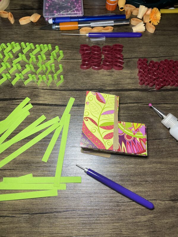 Neon Green Quilled Gift Tags - Image 2